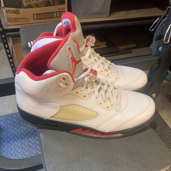 Size 12 jordan 11 & size 13 jordan 5 both good - Picture 1 of 9